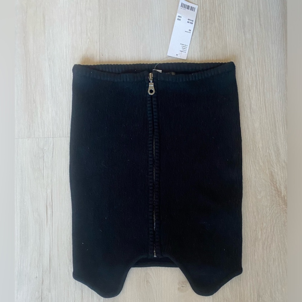Knit mini skirt